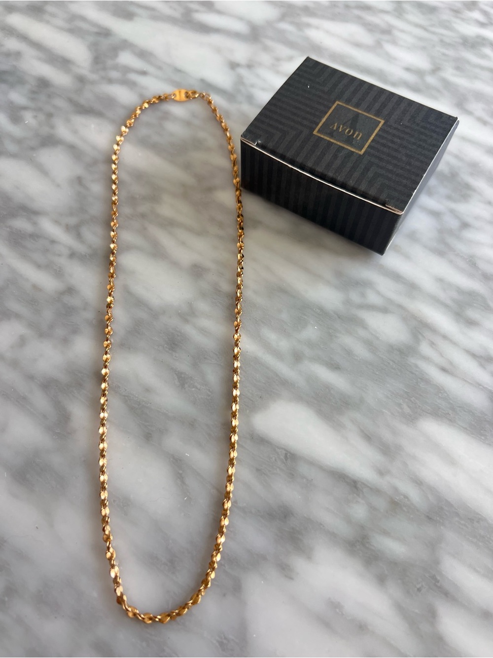 Vintage Avon Men's Gold-Tone Twisted Rope Chain Necklace